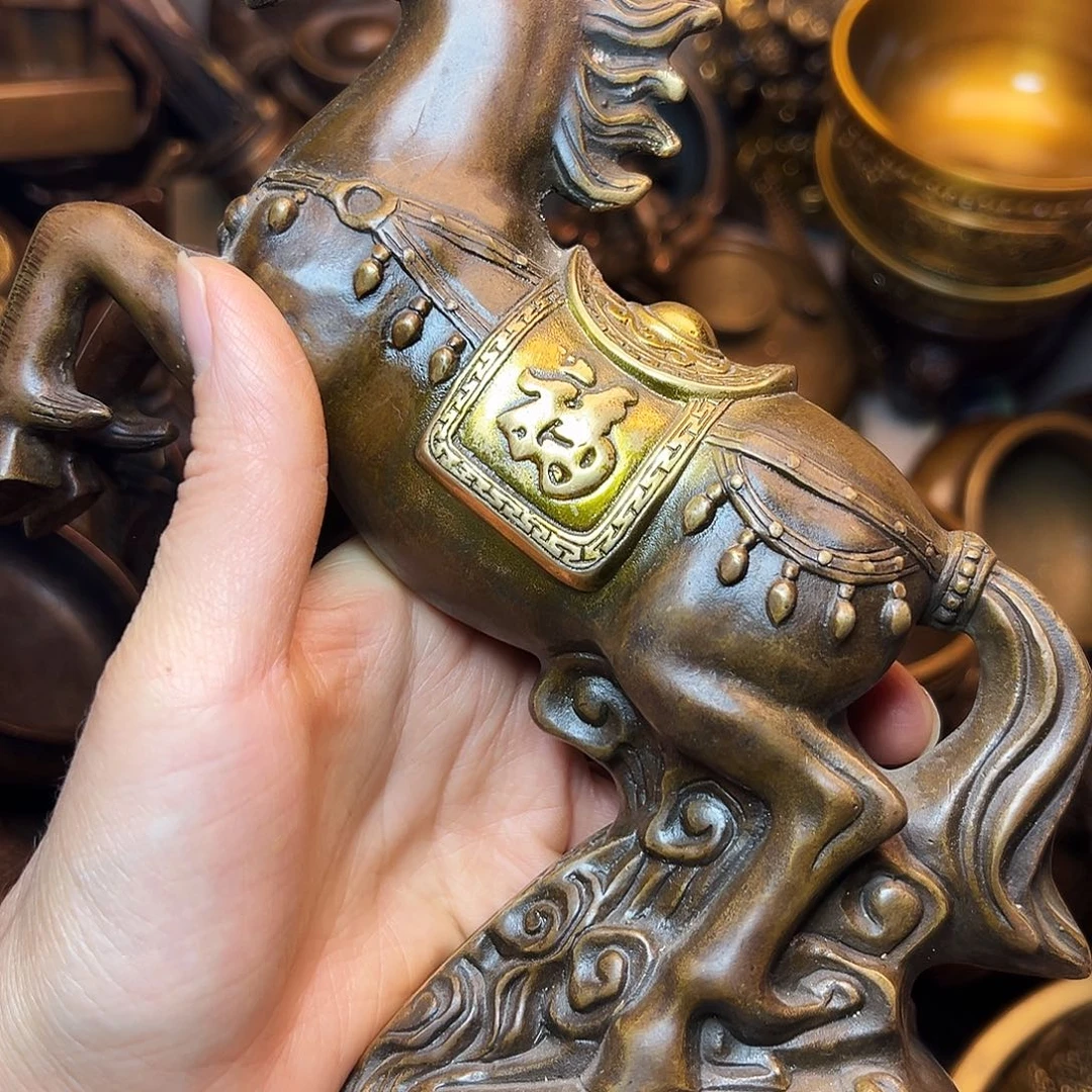 精美铜器工艺品等