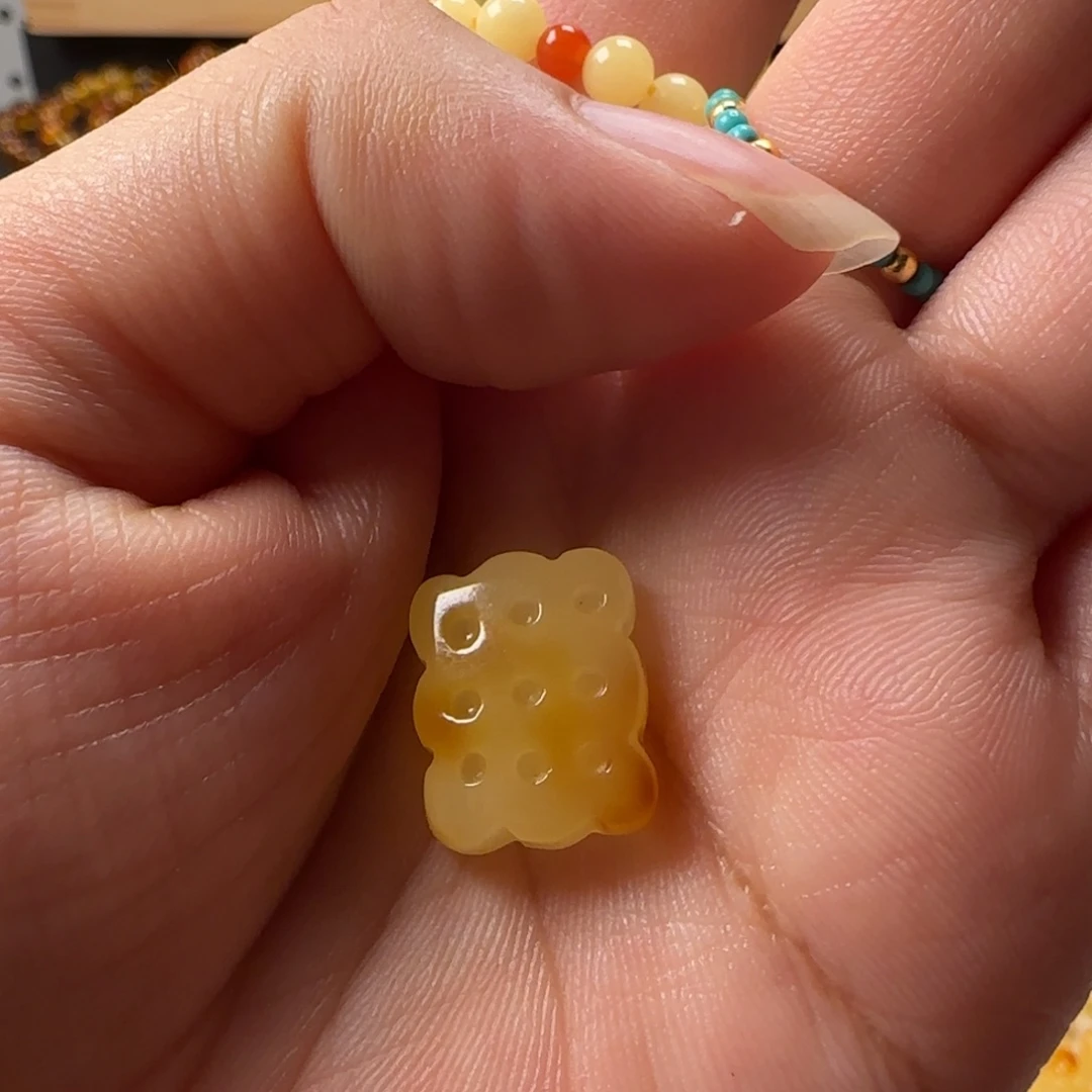 蜜蜡颈饰未镶嵌蜜蜡俏色方糖奶酪