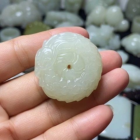 和田玉未镶嵌吊坠(不含链)