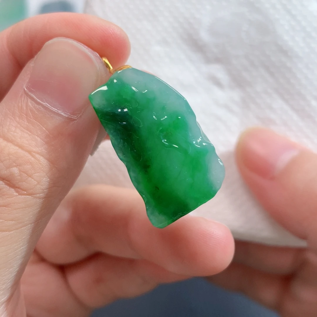 翡翠未镶嵌吊坠(不含链)5342