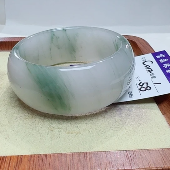 石英质玉手镯未镶嵌冬**香