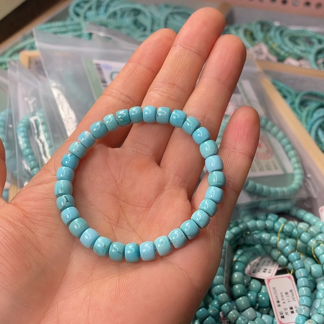 M***y绿松石未镶嵌颈饰