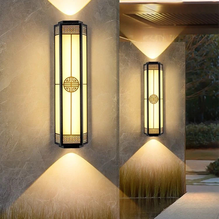 2025户外上下发光壁灯防水庭院别墅外墙高端室外壁灯壁挂式壁灯