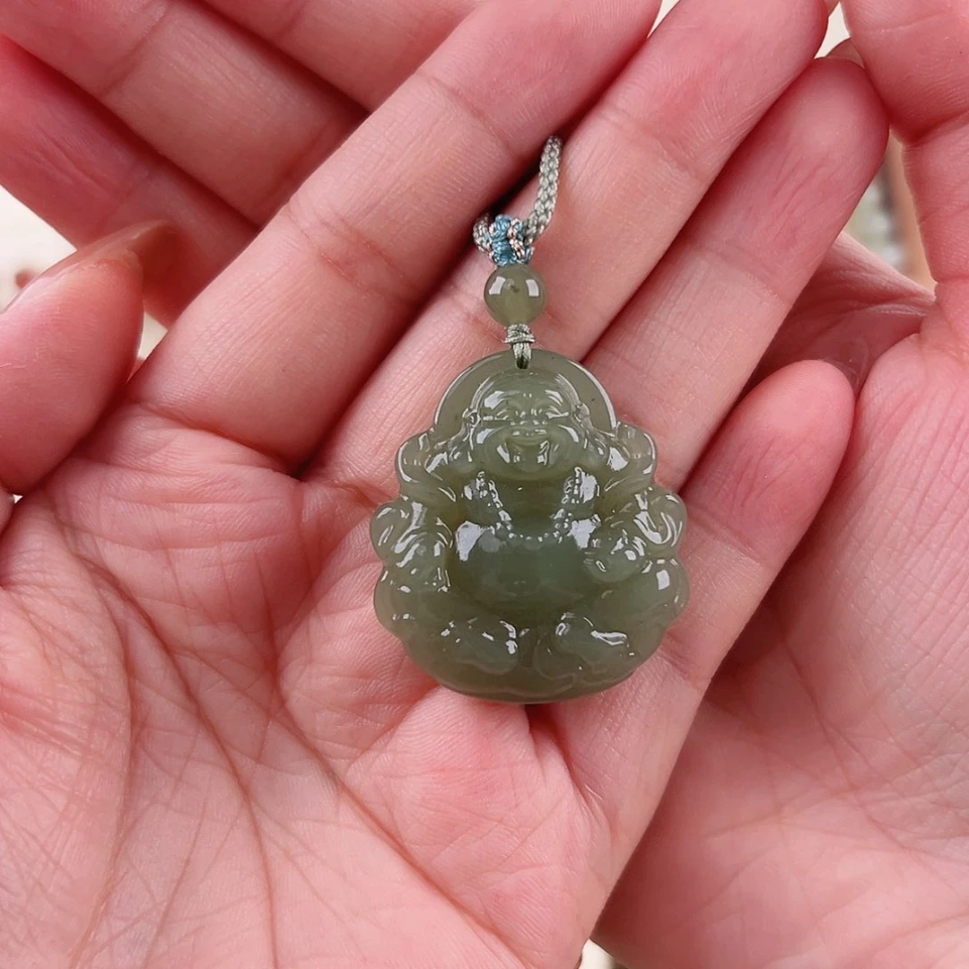 *****和田玉未镶嵌颈饰