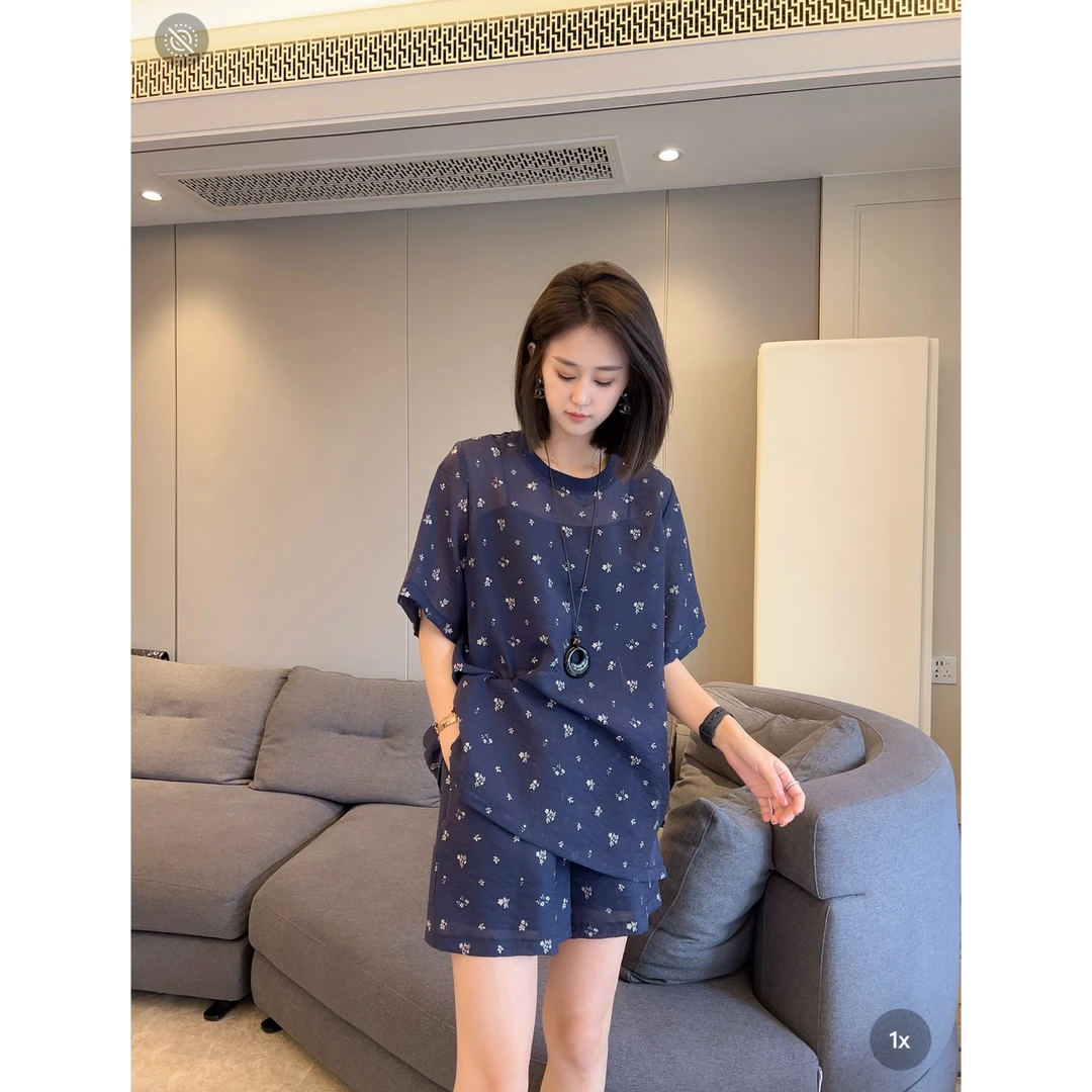 【星空】2025新款夏季防晒宽松百搭上衣宽松短裤套装女