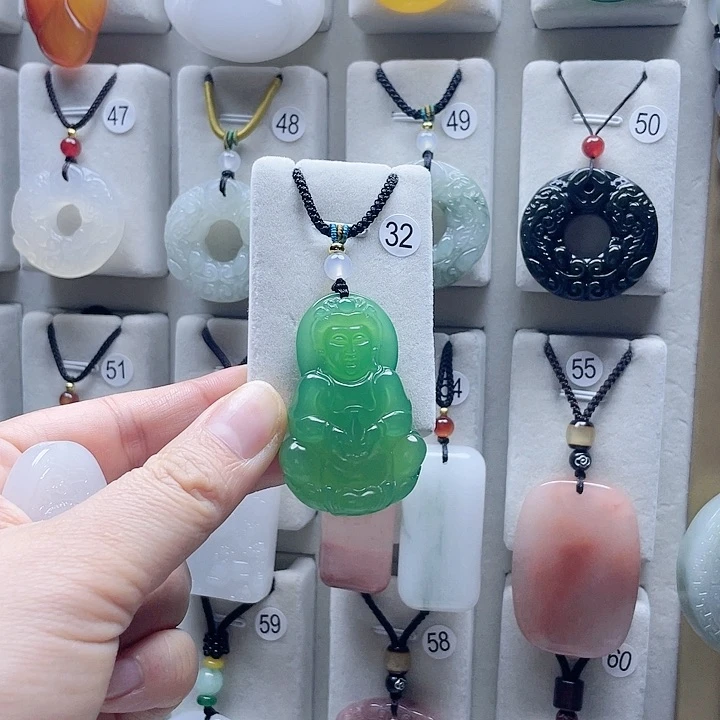 玛瑙/玉髓颈饰未镶嵌