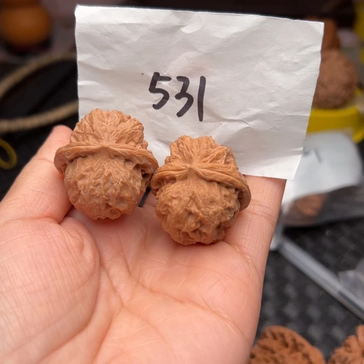 核桃34尺寸麒麟子