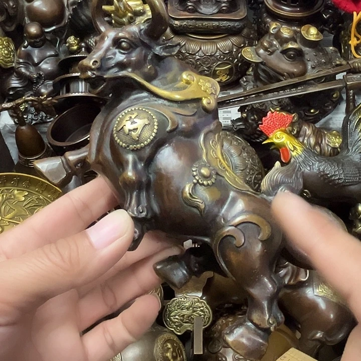 顺顺利利，铜器摆件