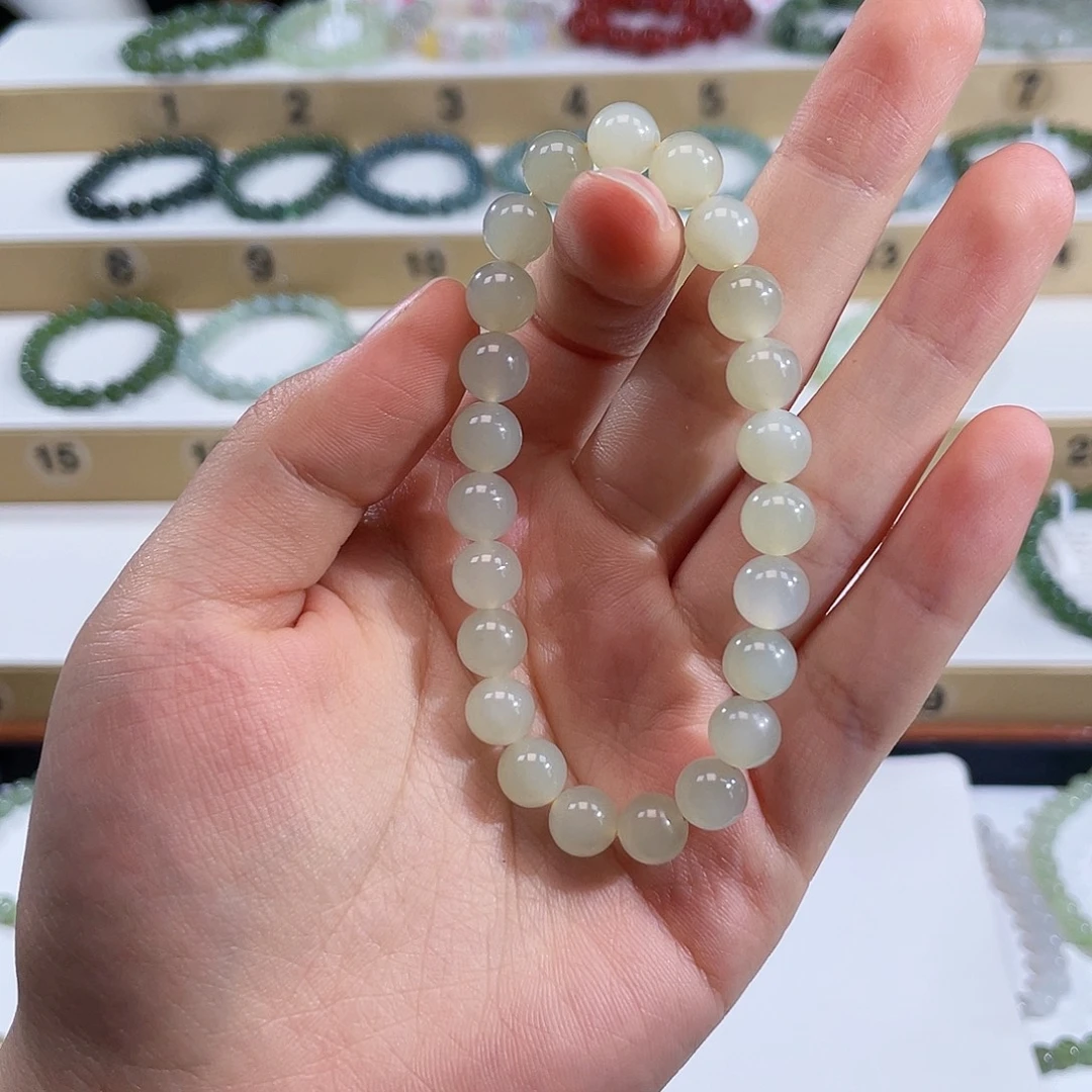 典***宝和田玉未镶嵌手链