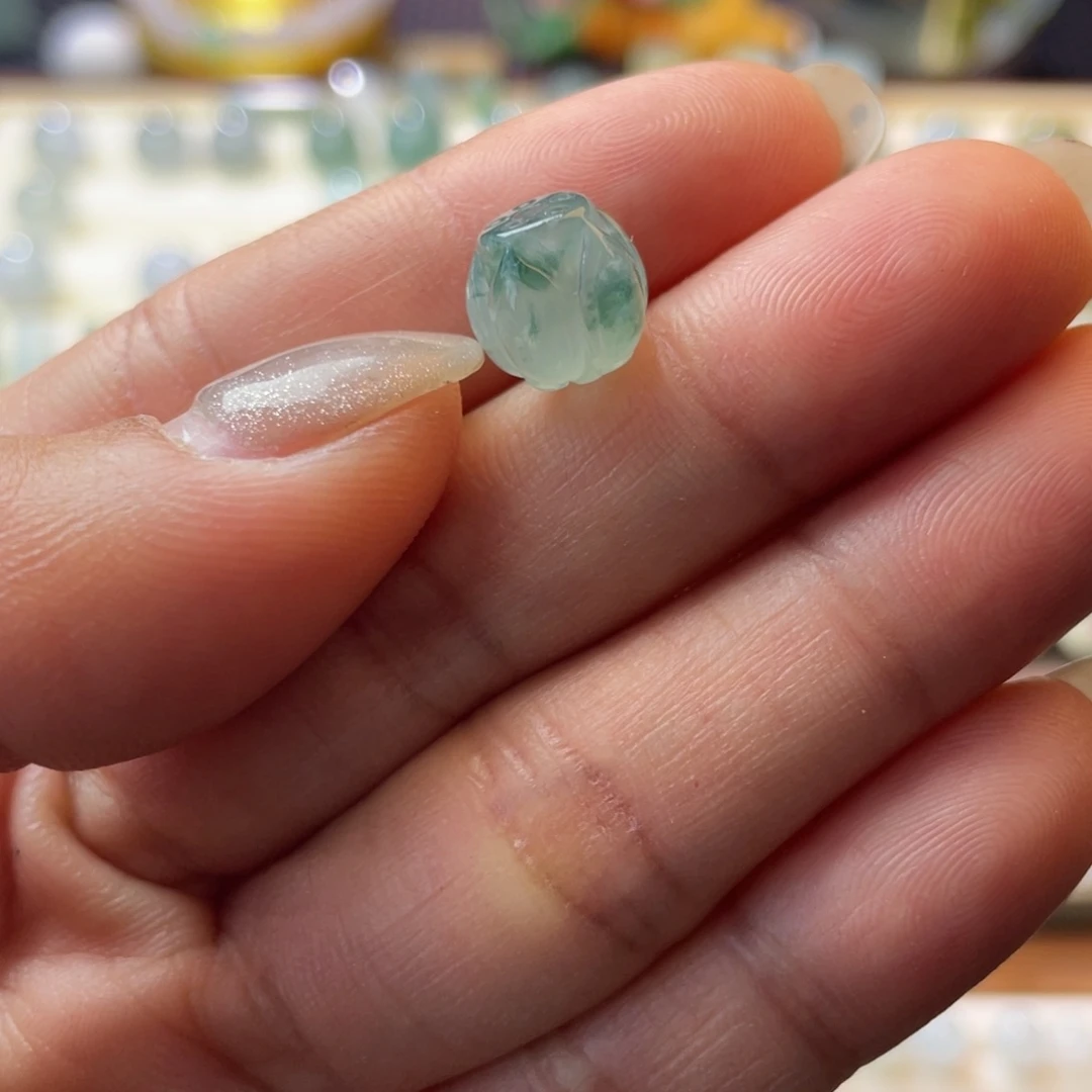 翡翠散珠冰飘花莲花珠 微瑕漏9.5