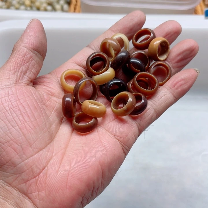 吊坠白玉菩提瑕疵跑环