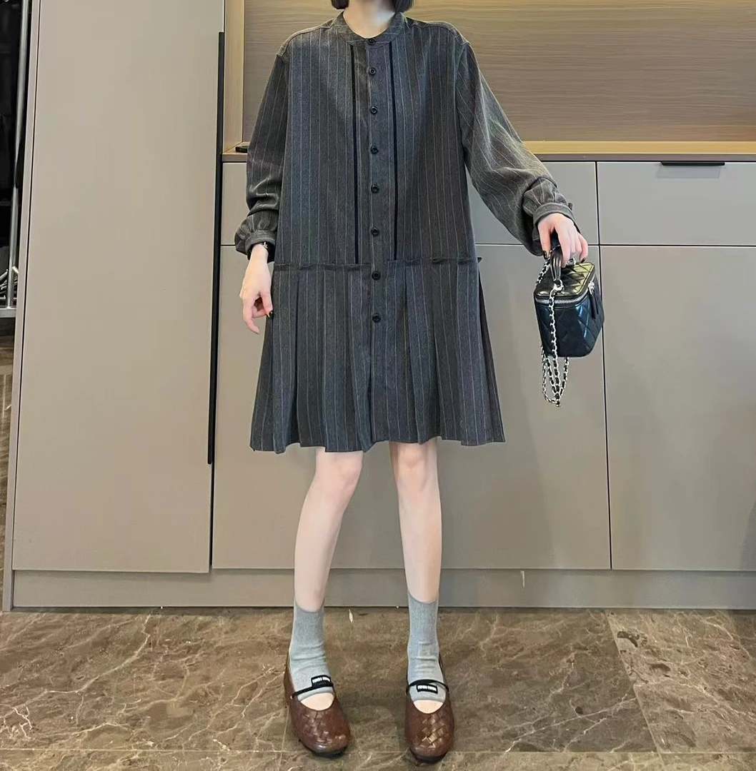 米可/MK-2656LJ【长袖竖条排扣百褶连衣裙】时尚秋季新款连衣裙