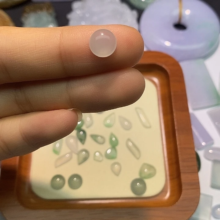 翡翠散珠翡翠首饰