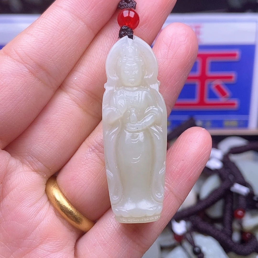 颈饰未镶嵌和田玉