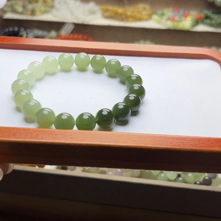 和田玉未镶嵌手链10mm高冰渐变圆珠