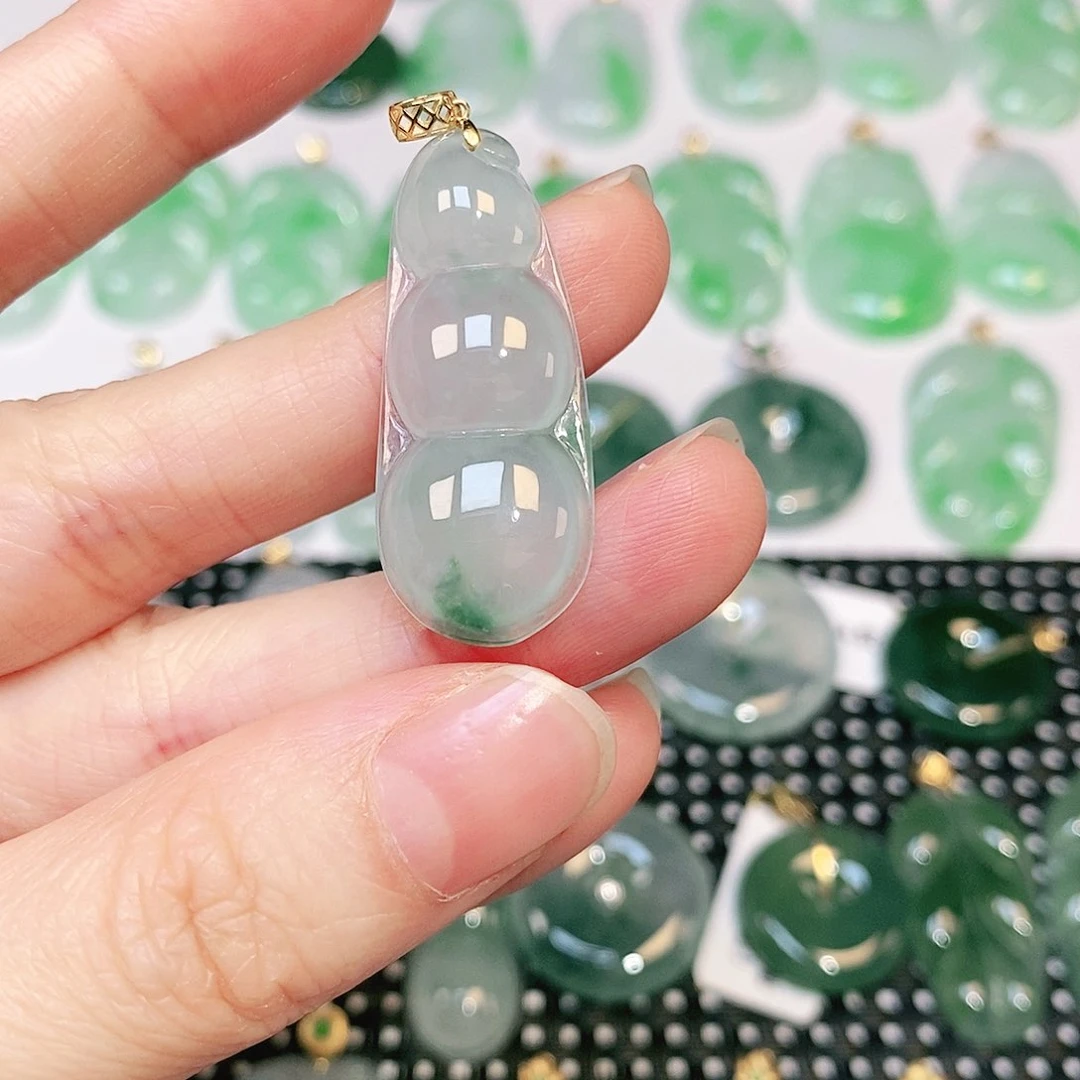 翡翠吊坠(不含链)18K金镶嵌
