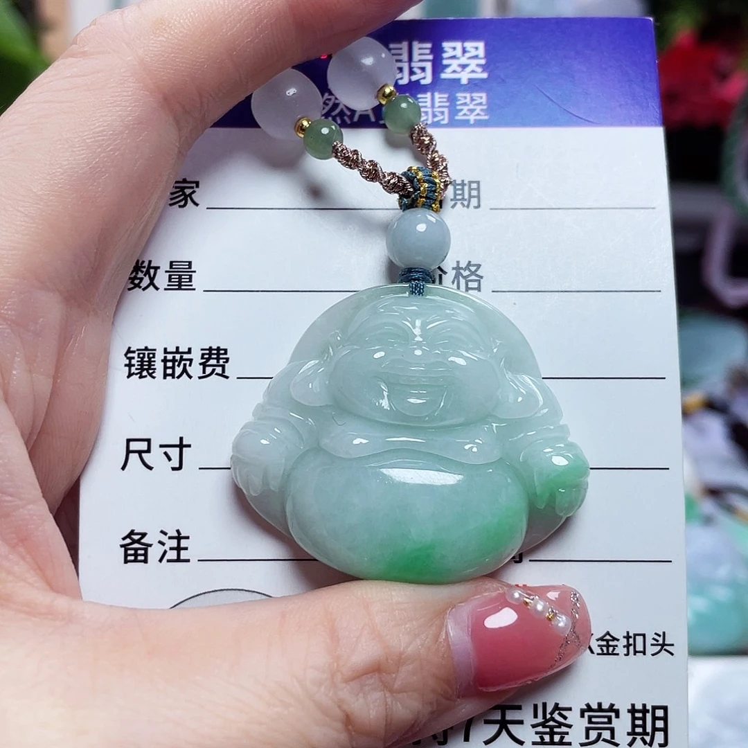 翡翠未镶嵌颈饰佛公49