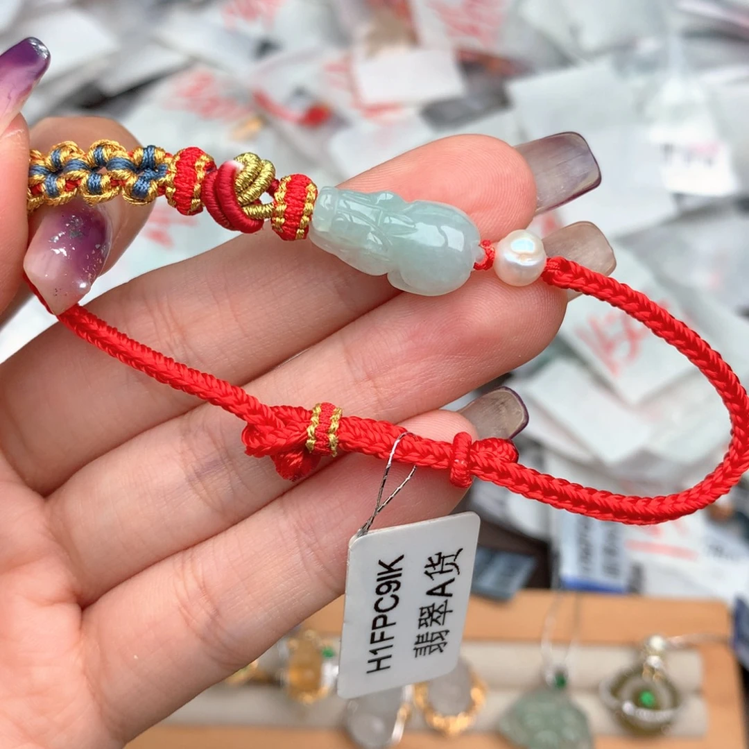 未镶嵌挂件翡翠….
