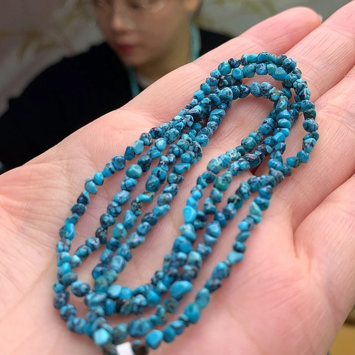未镶嵌绿松石原矿