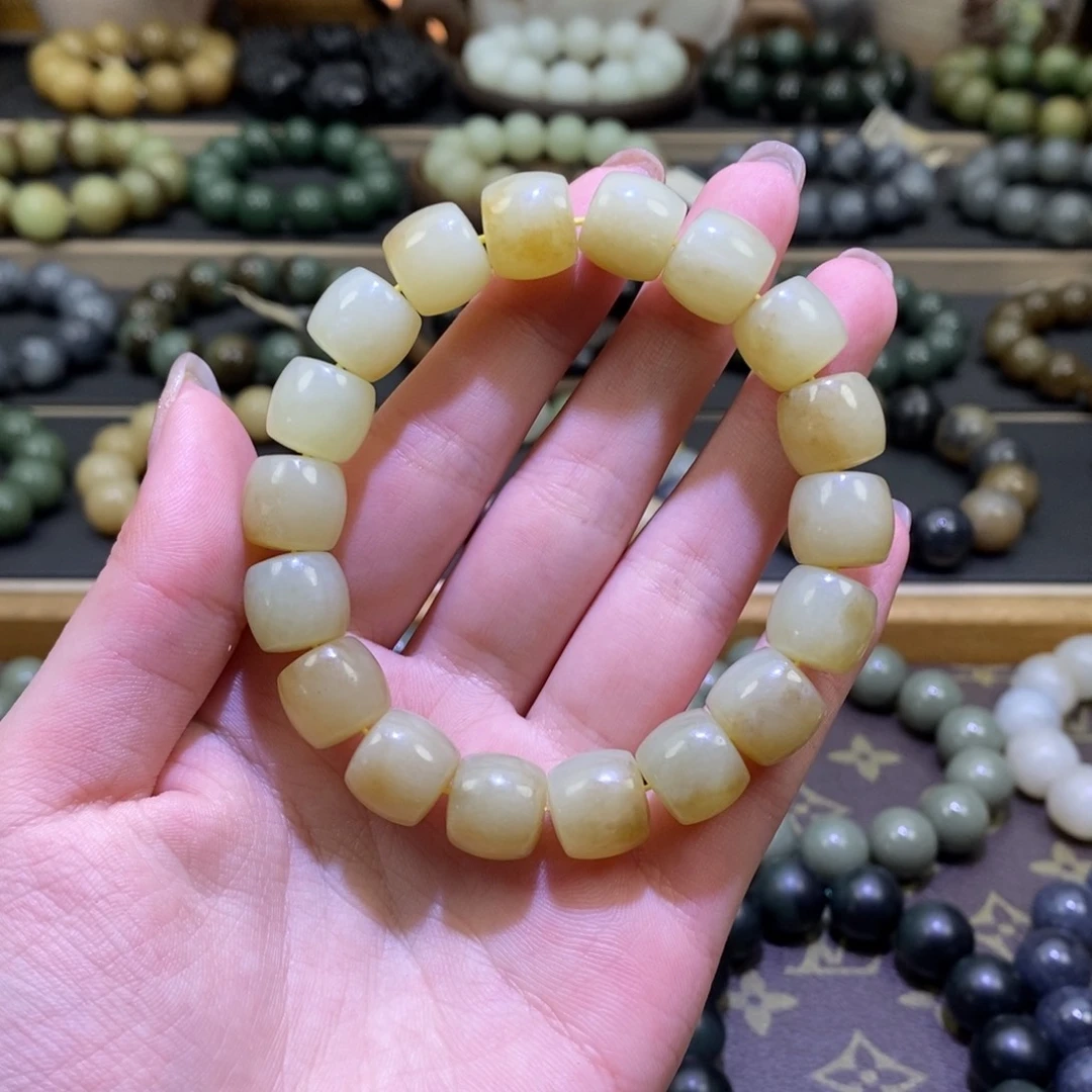 和田玉手串未镶嵌