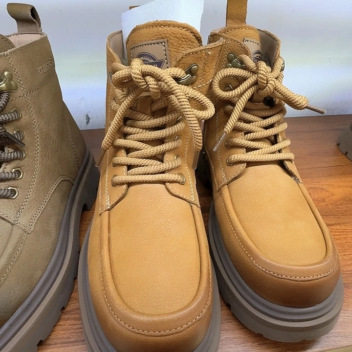 羊剖层皮革41码男士加厚保暖马丁