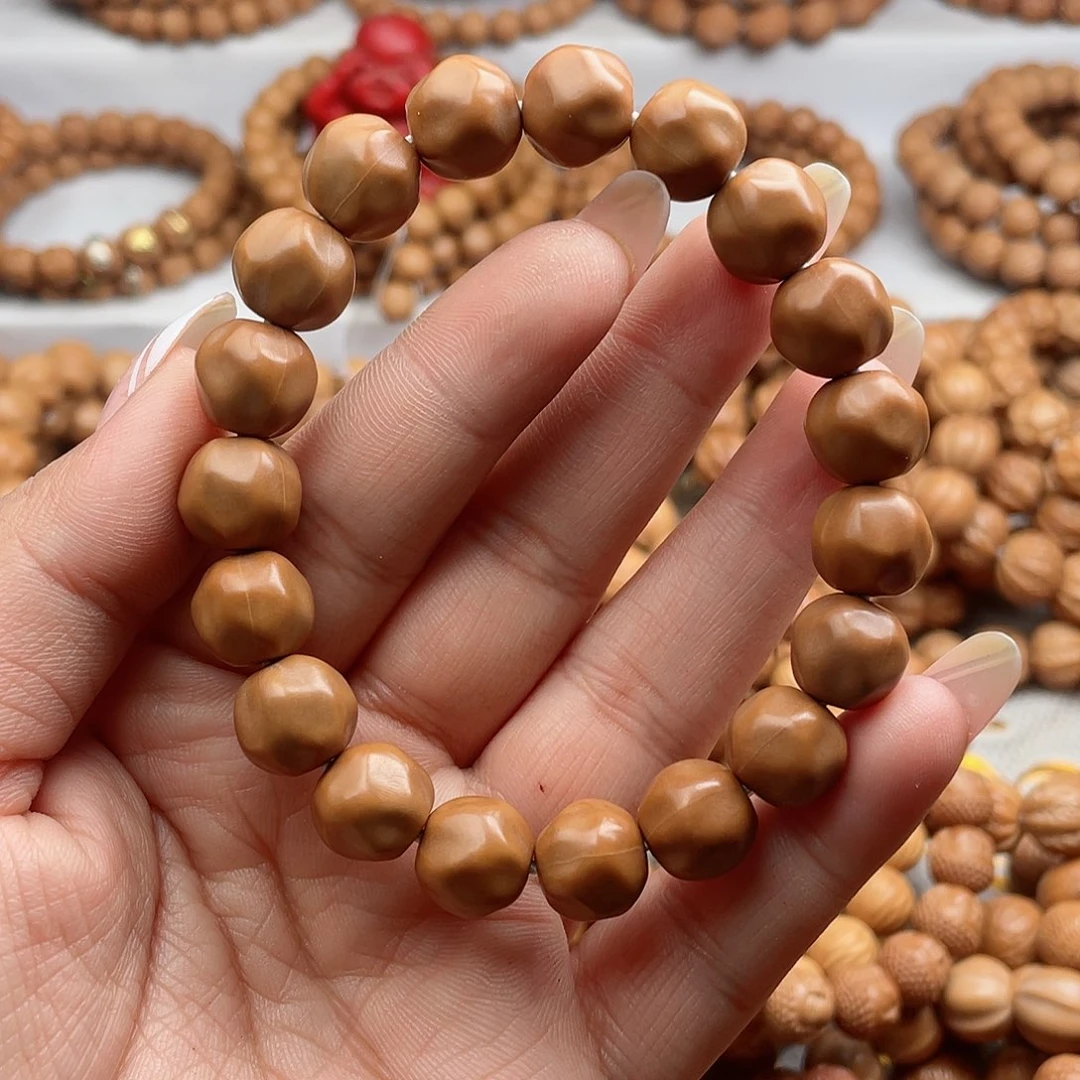 猴头核桃吊坠12+全品奶酪