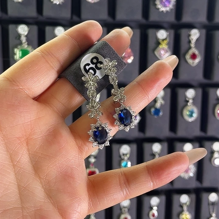 蓝宝石银S925镶嵌耳饰68