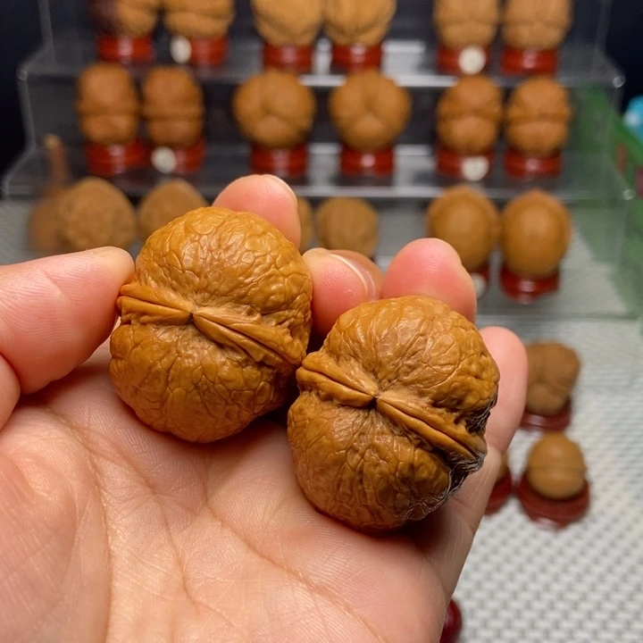 文玩核桃把件佛陀元宝28