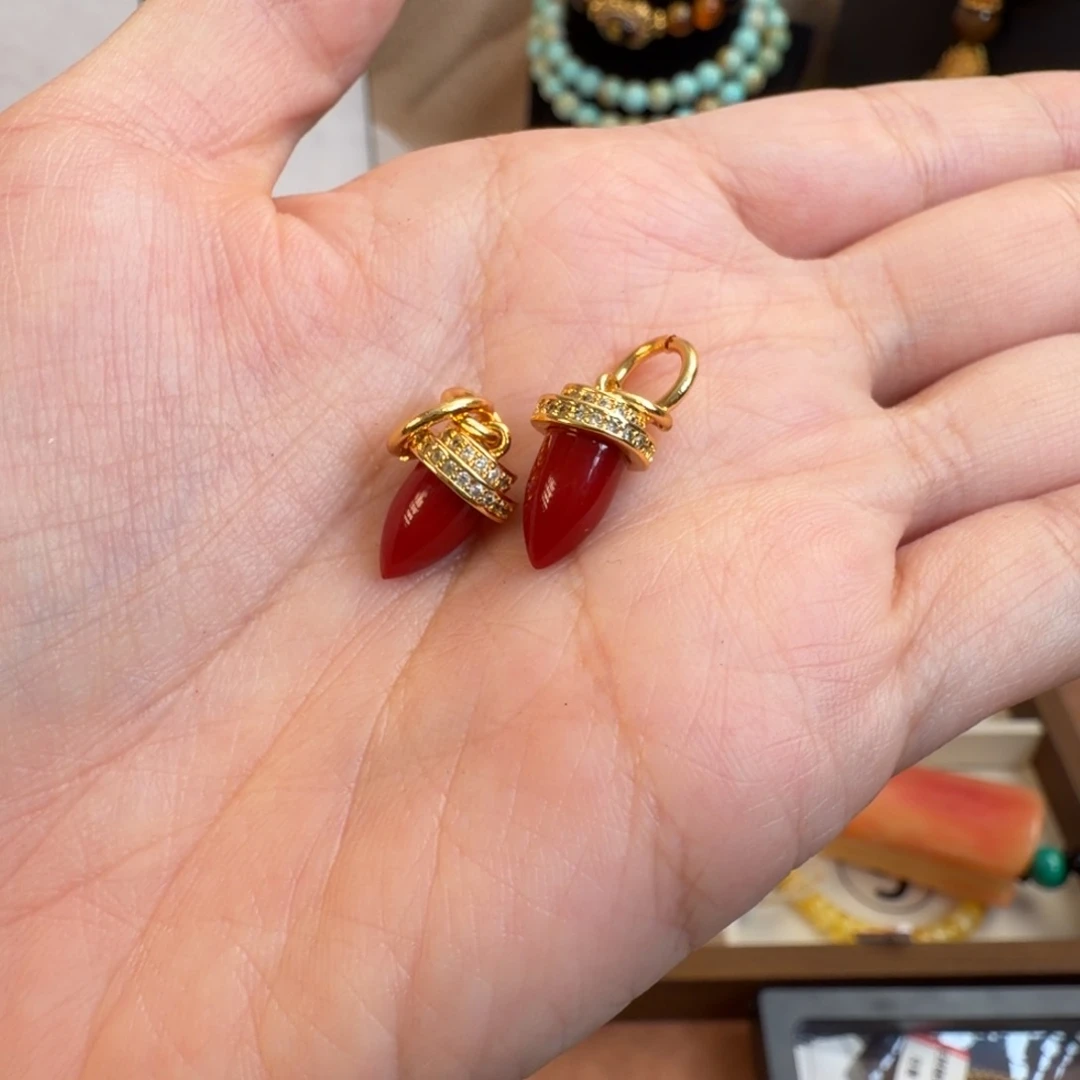 吊坠库克一对子弹头提溜