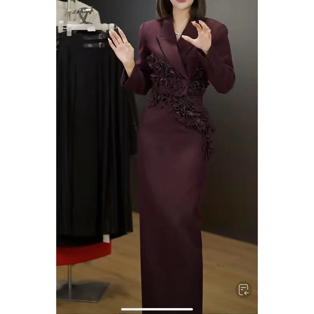 2025春季新款紫红色重工手工花朵装饰小西装+半裙套装 A7298