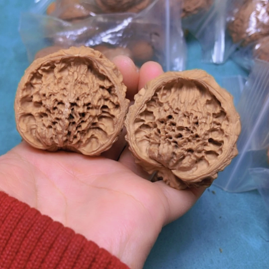 【闪购商品】摆件核桃42蛇头修尖