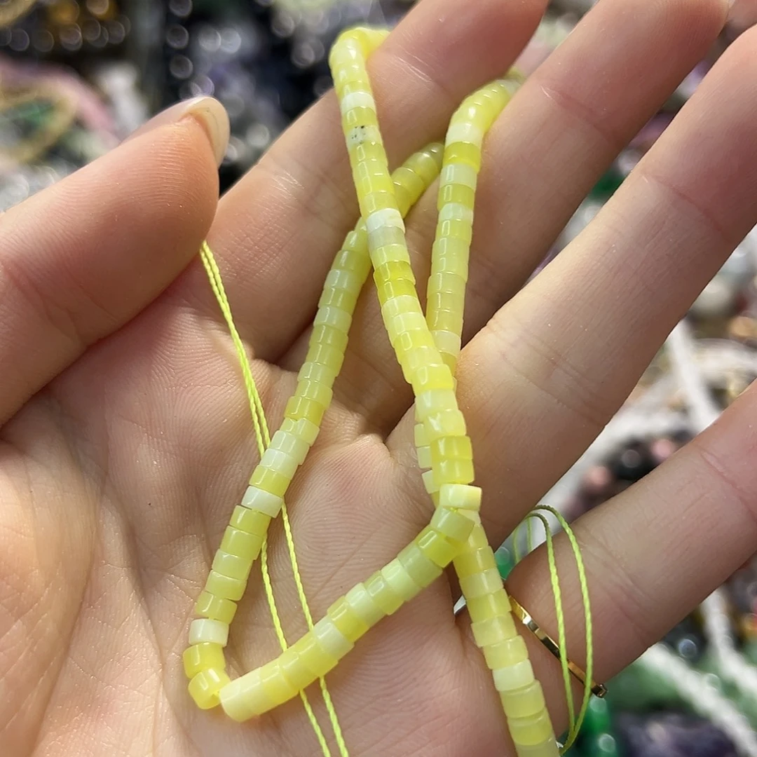 玛瑙/玉髓合金珠宝半成品岫玉直切。一条