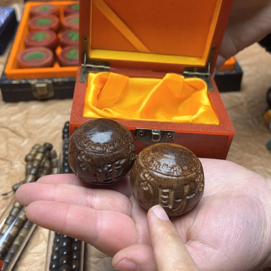 大叶紫檀（黑酸枝木类）