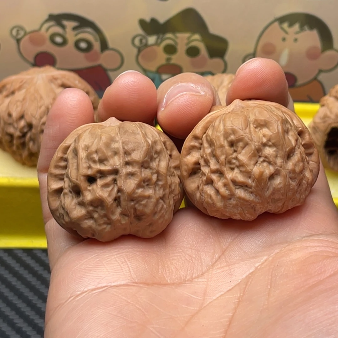 邬***智吊坠文玩核桃37蛤蟆头