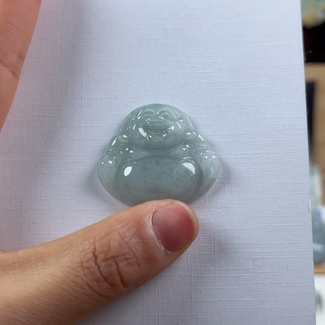 时***纹翡翠未镶嵌颈饰佛公