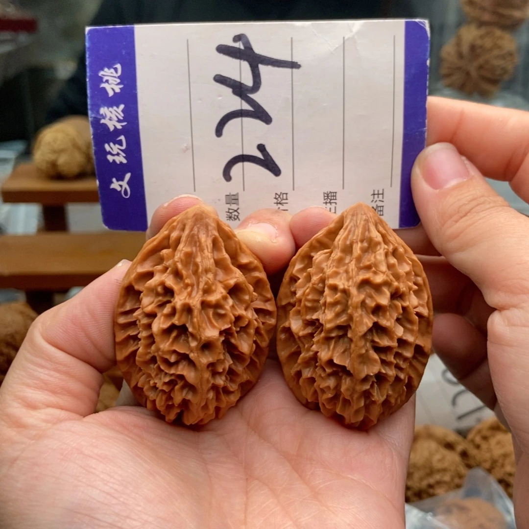 文玩核桃把件35招财鼠