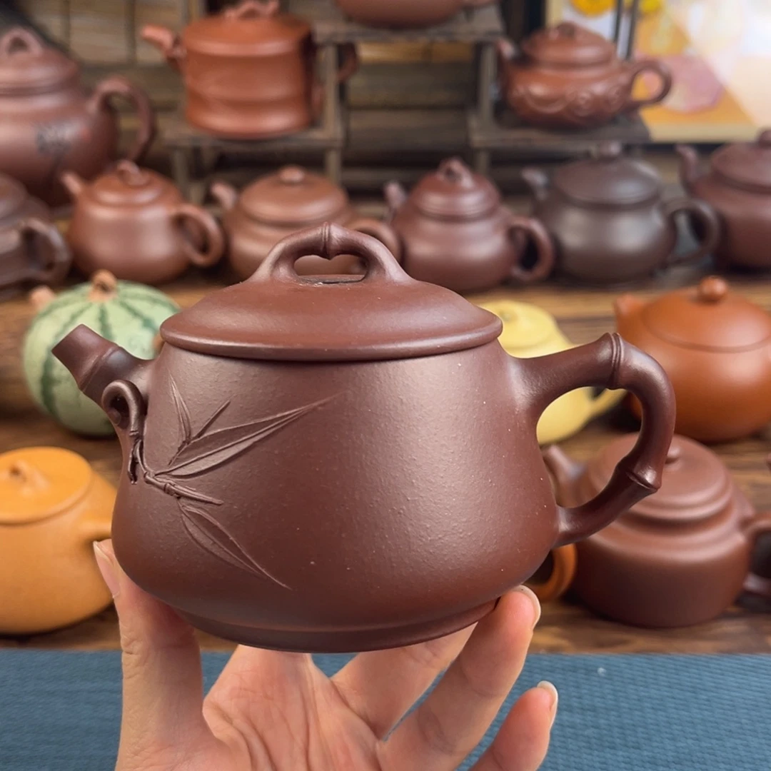 紫砂茶壶手工制作工艺精湛