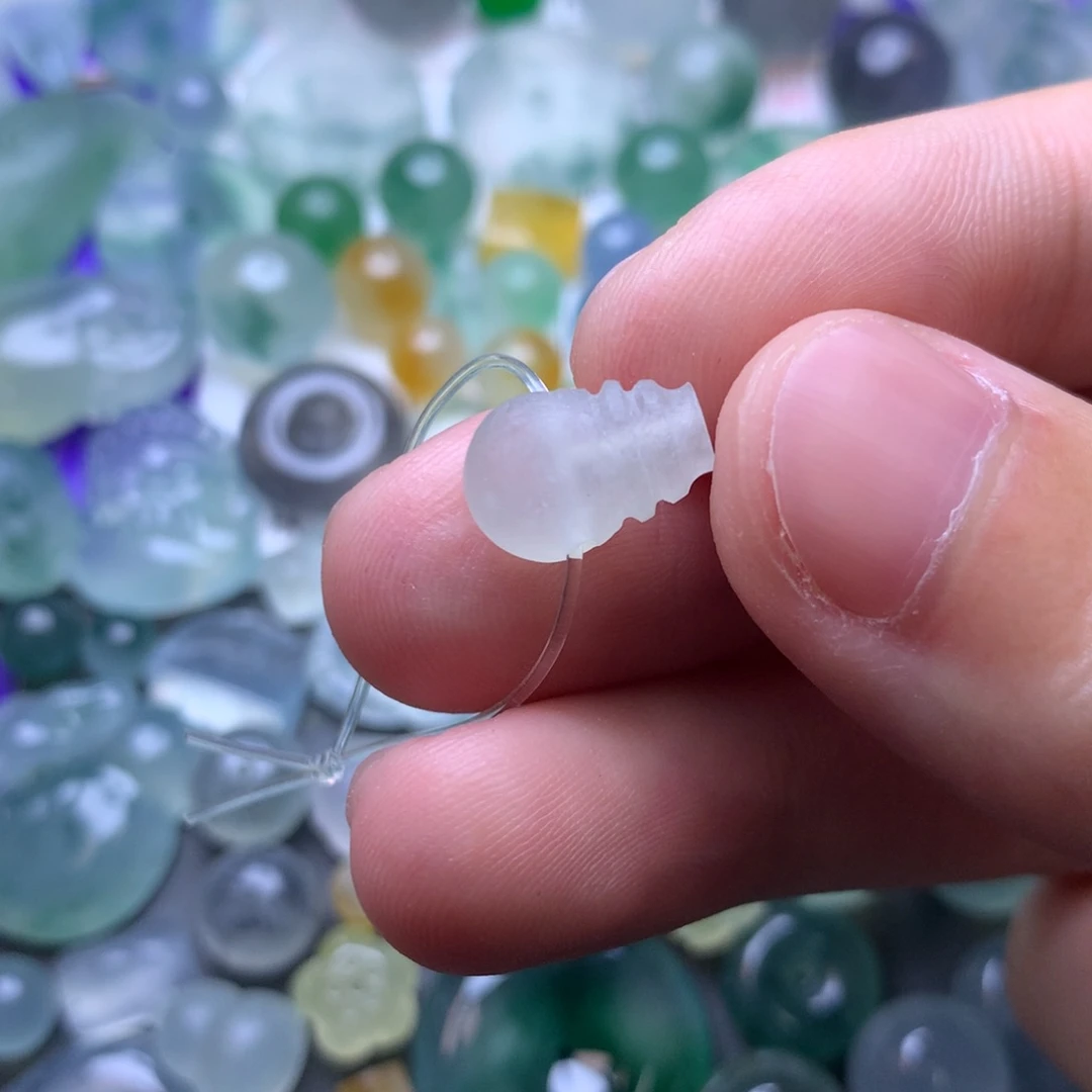 定制翡翠未镶嵌挂件