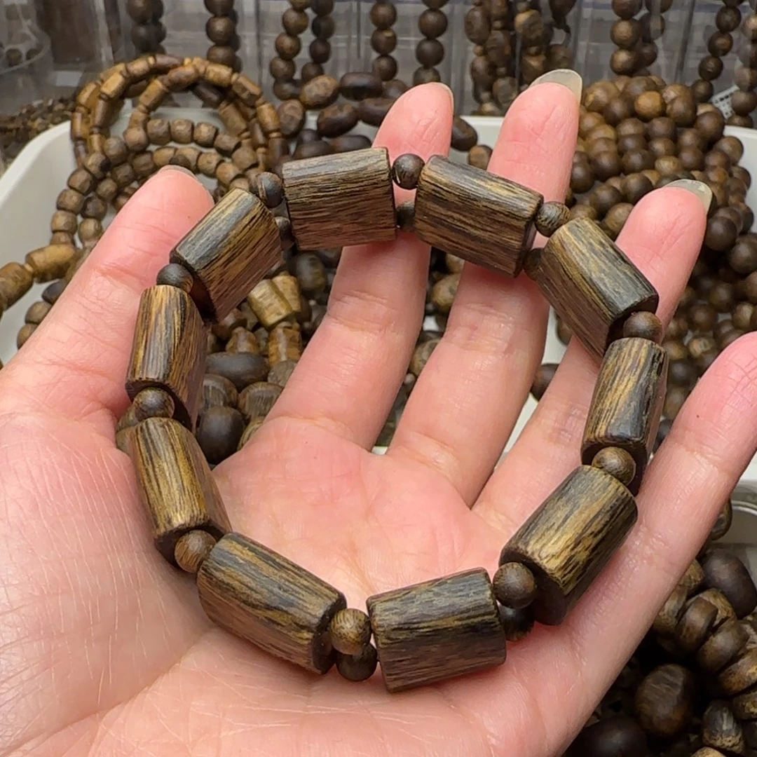沉香手串村*人单圈手牌珠乌身老料17.9克
