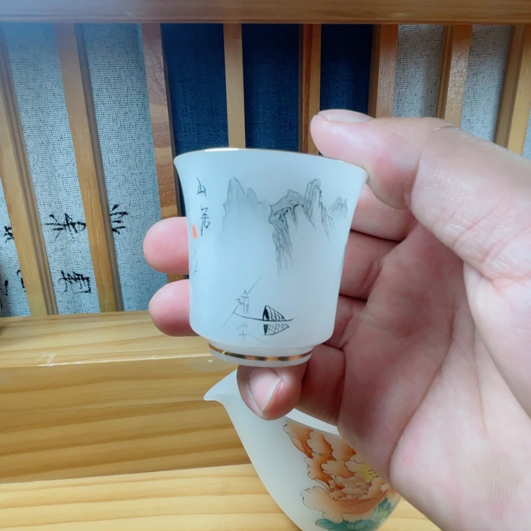 哀****手绘的小卡也是我的心目里的一道风景