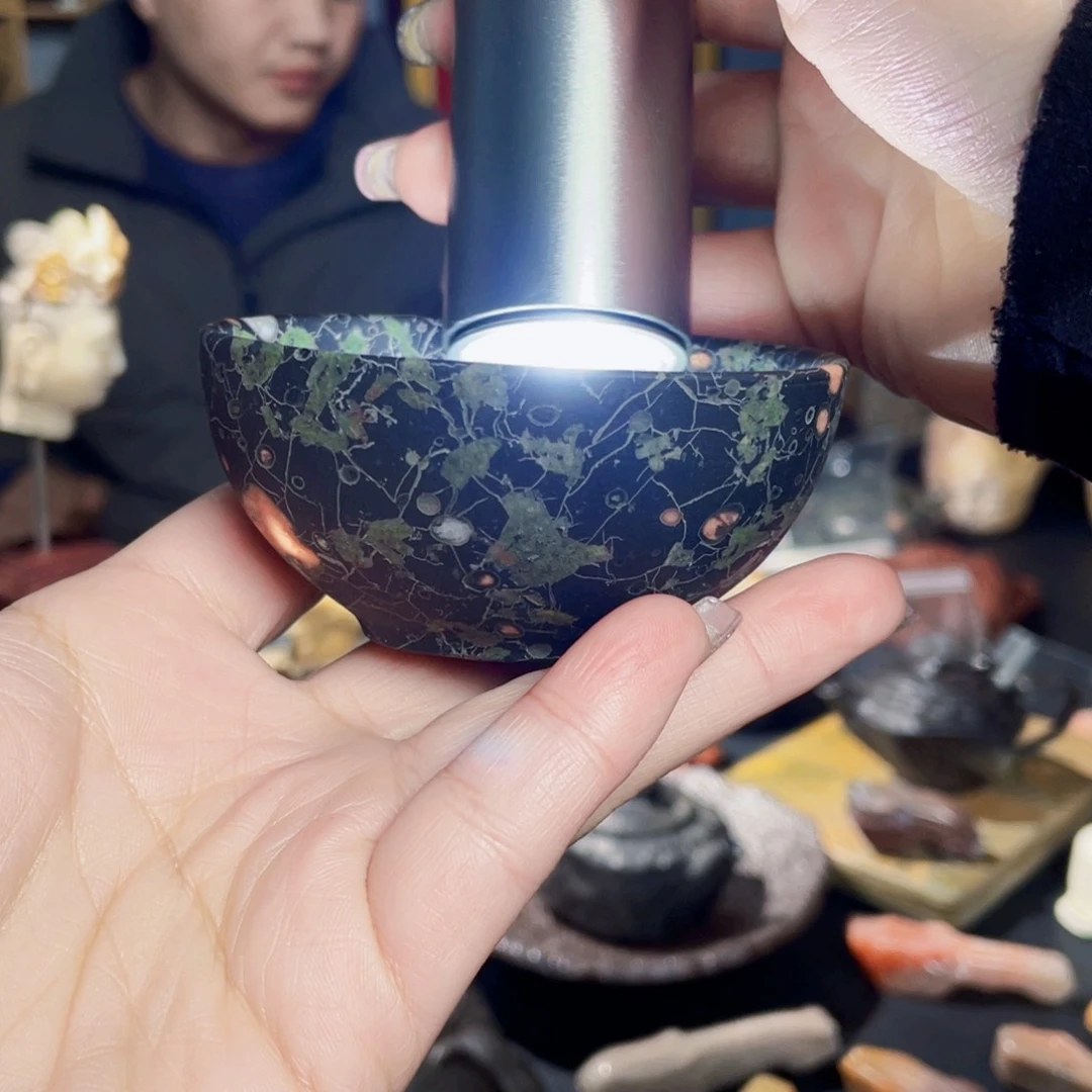 元旦元宝杯精品梅花玉