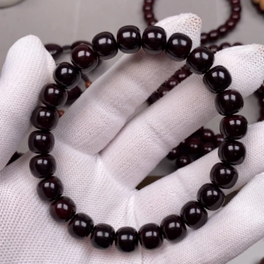 大**翅猴头关的一个小镇上的