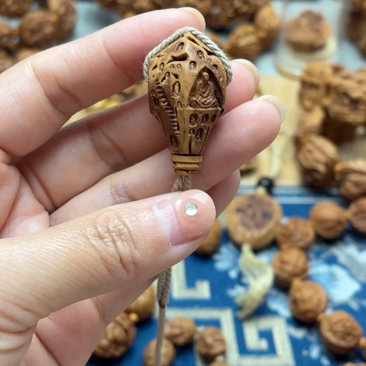 桃核雕刻无相佛三通