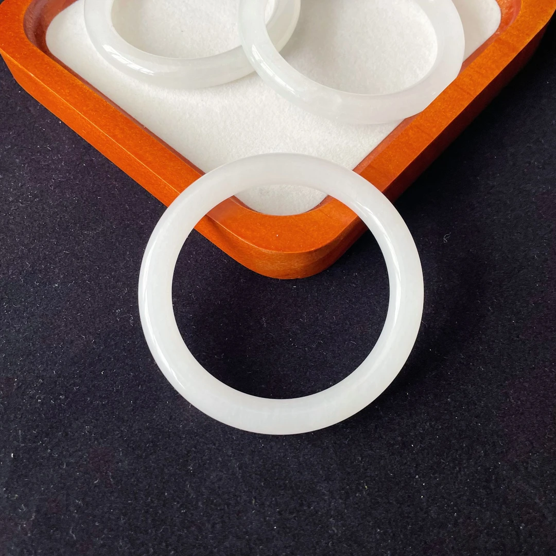 （微瑕特价介意勿拍）天然金丝玉天山翠手镯圆条美人镯细圆条玉镯