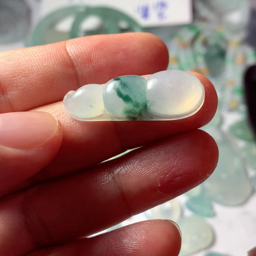 定制翡翠未镶嵌包工