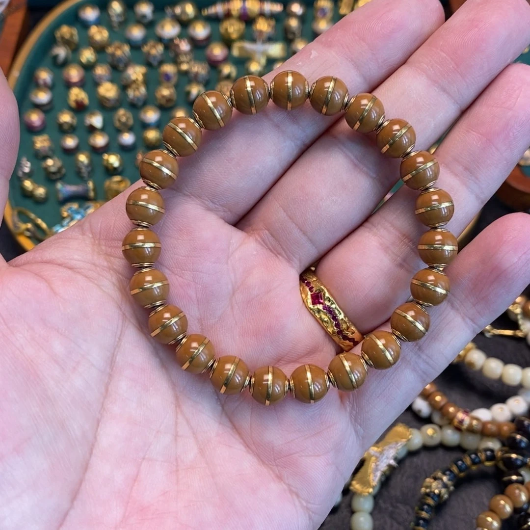 手链足金镶嵌合成（培育）蓝宝石