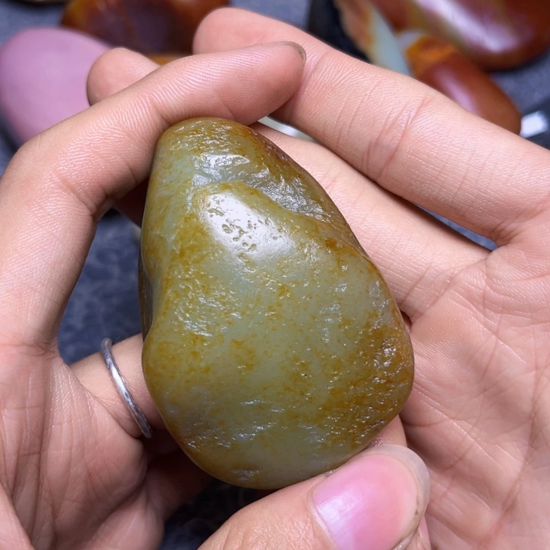 未镶嵌和田玉珠宝奇石