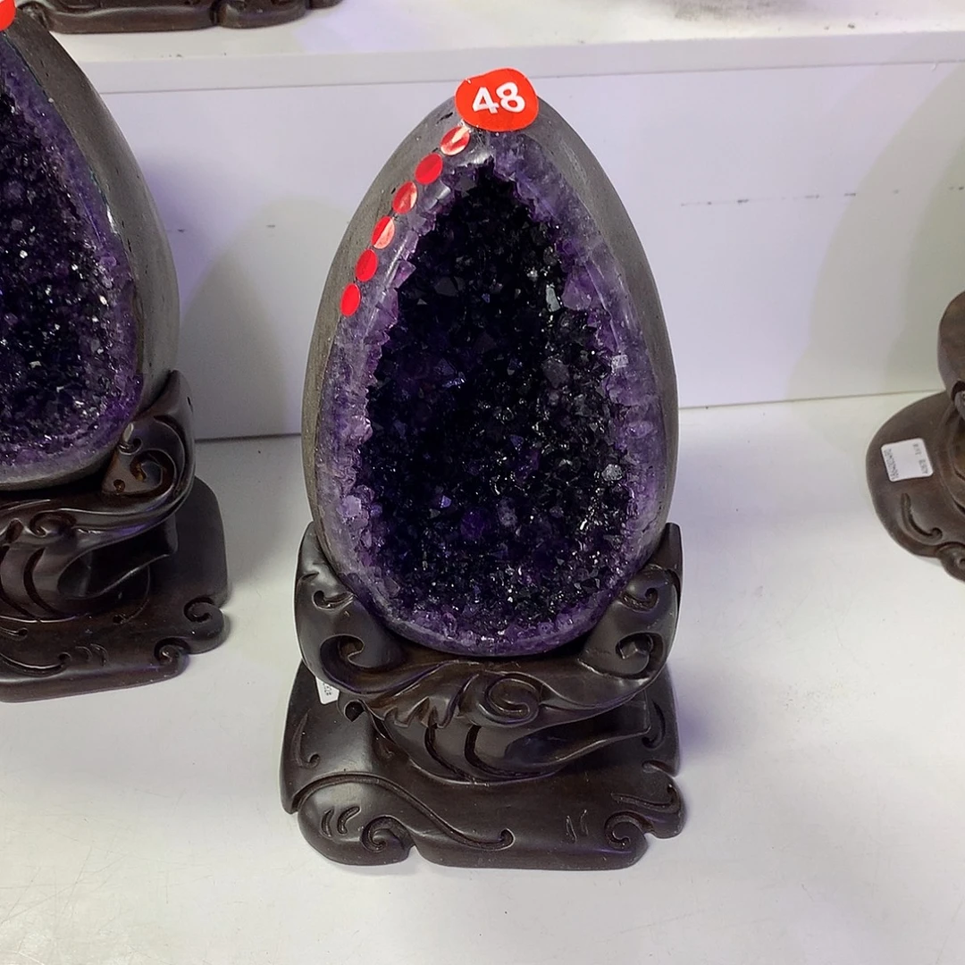 紫晶未镶嵌大型摆件（非配饰）