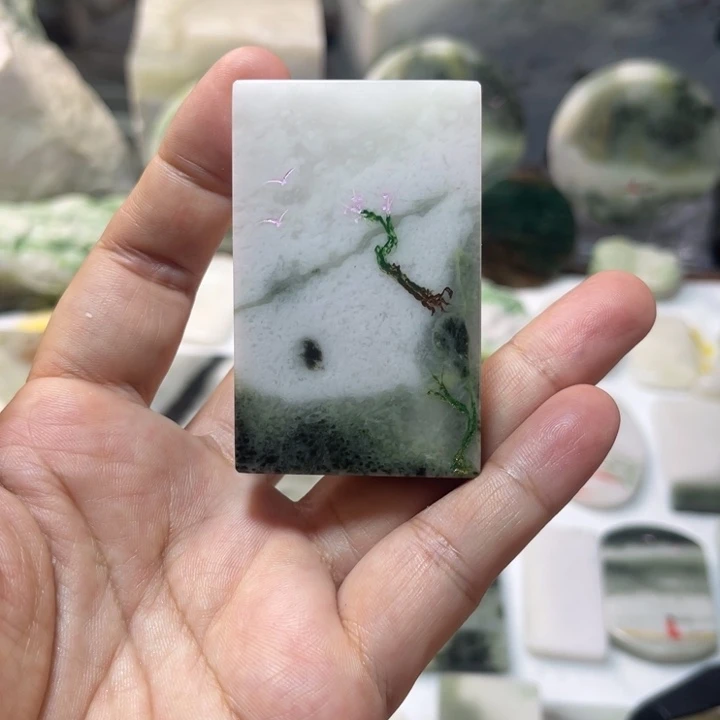 独山玉未镶嵌颈饰