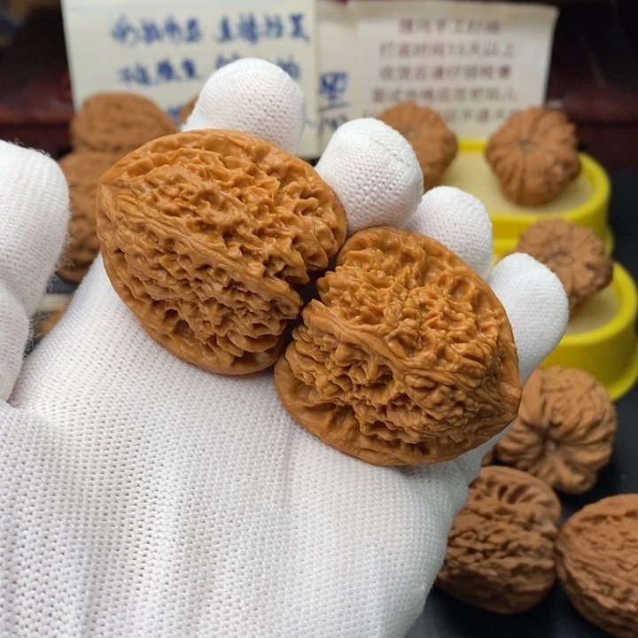 文玩核桃吊坠正三角高炮毕业打底精对41尺1003